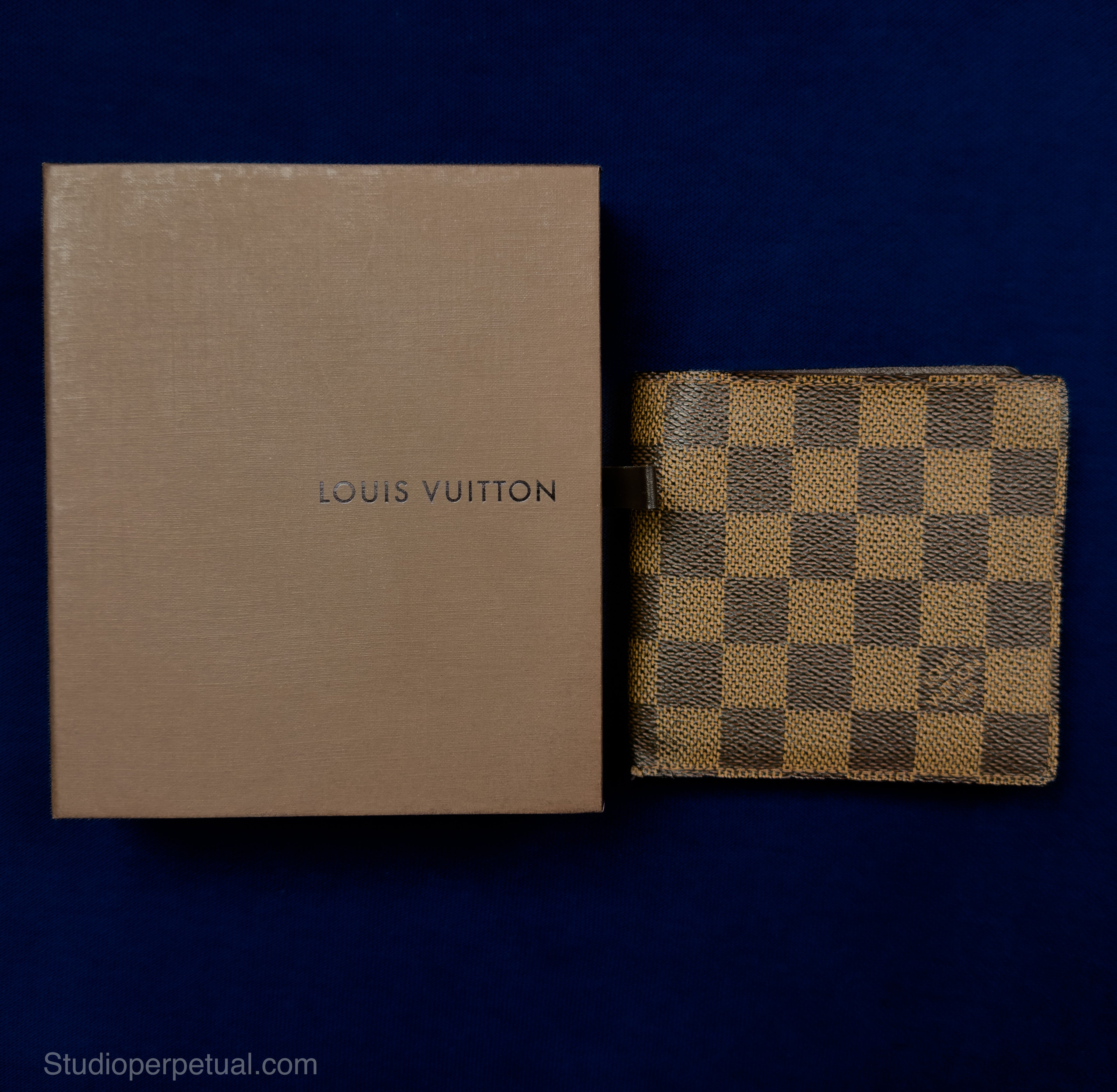 Louis Vuitton Damier Bi-Fold Wallet
