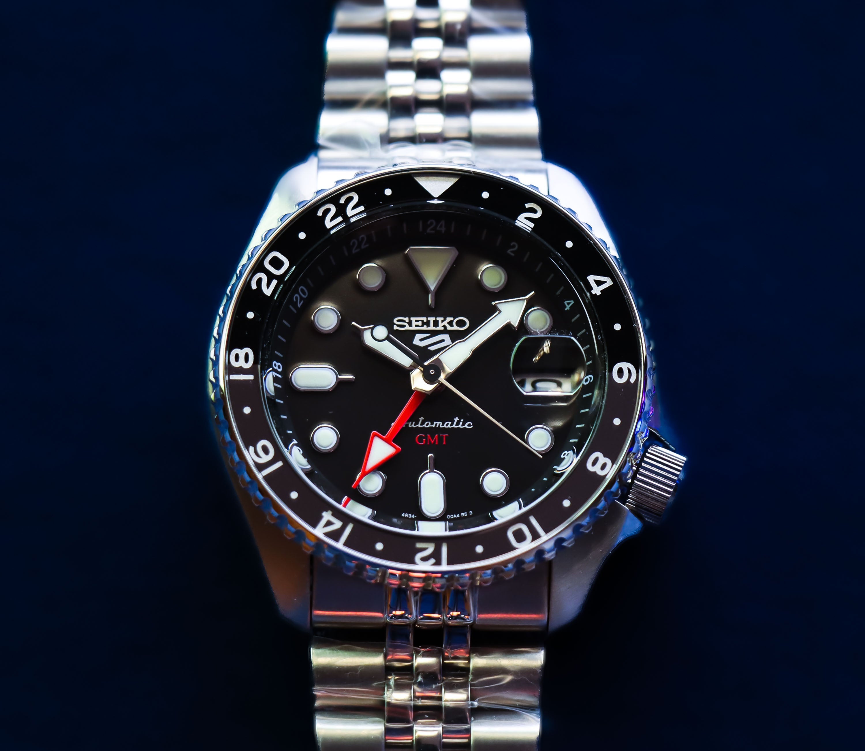 Seiko 5 GMT SSK001K1