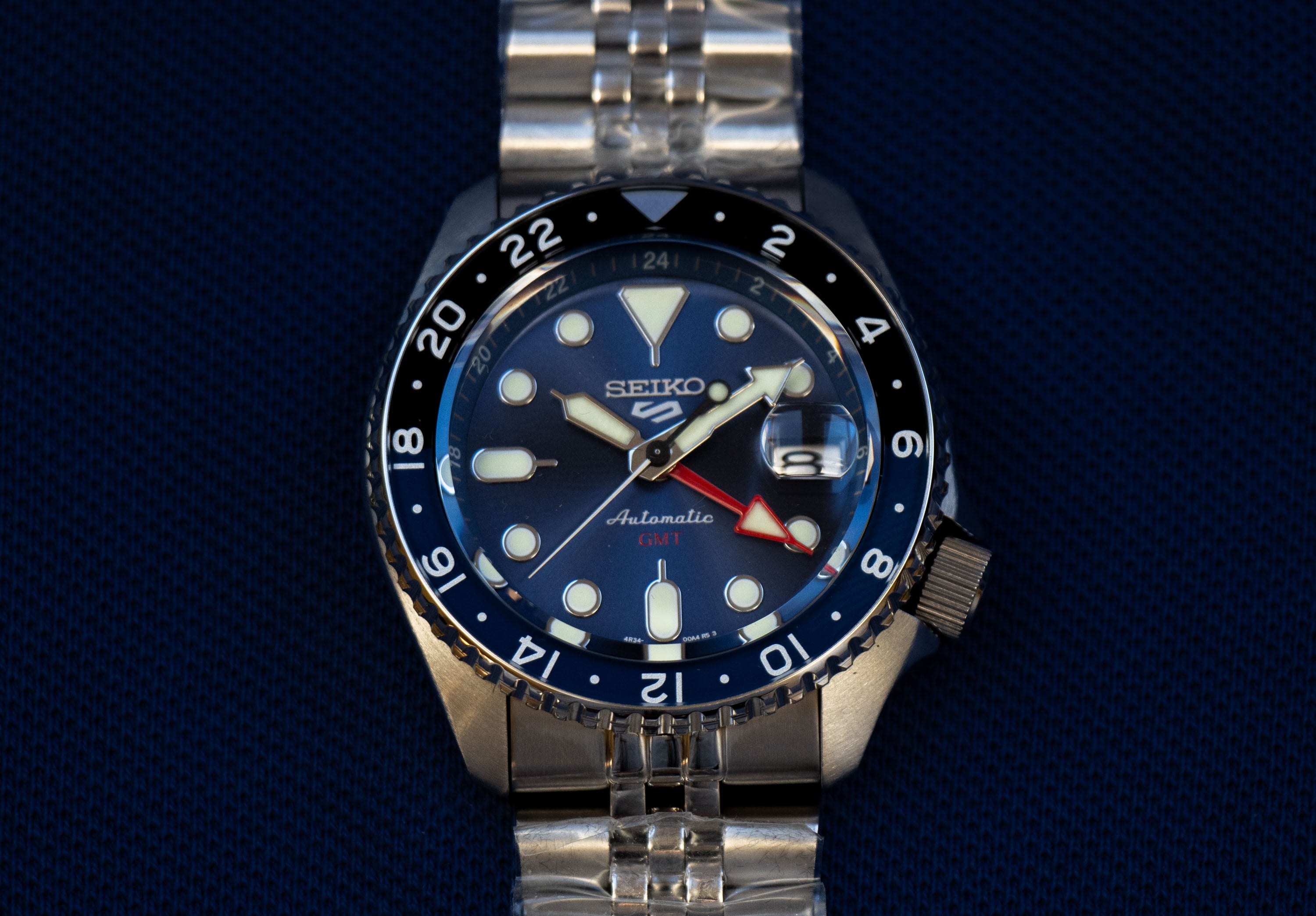 Seiko 5 GMT SSK003K1